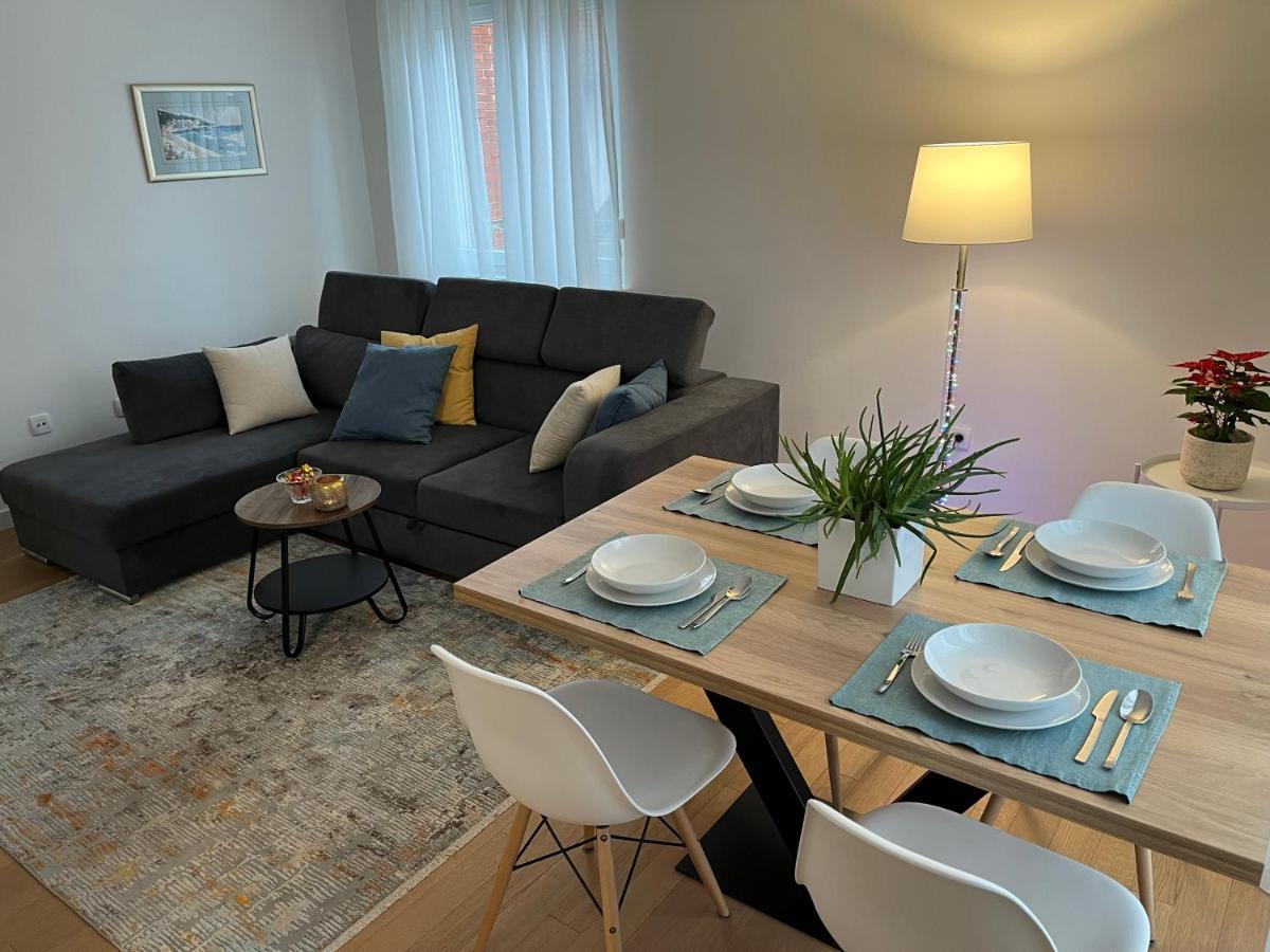 Dela'S Apartment-Zagreb Dış mekan fotoğraf